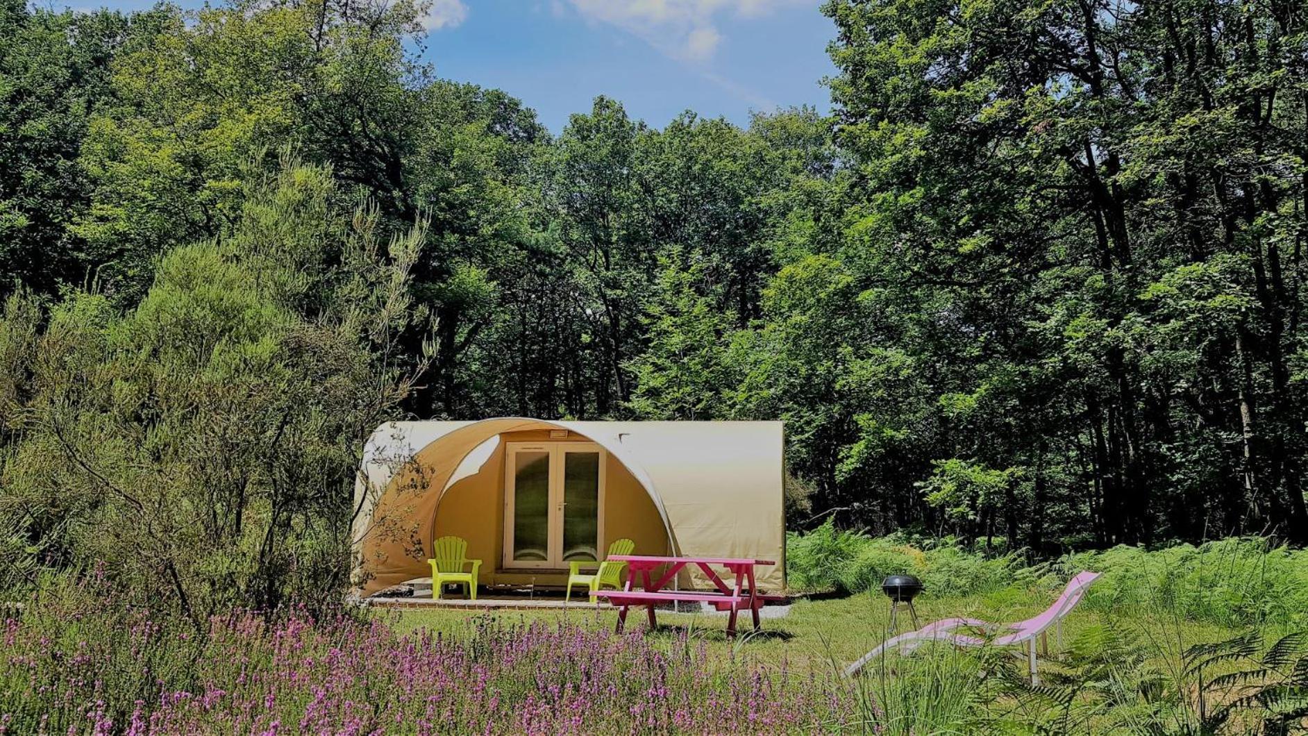 Camping Bois De St Hilaire Chalandray Exterior foto